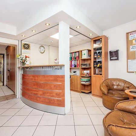 Dom Kolping Hostel Krakow Bagian luar foto