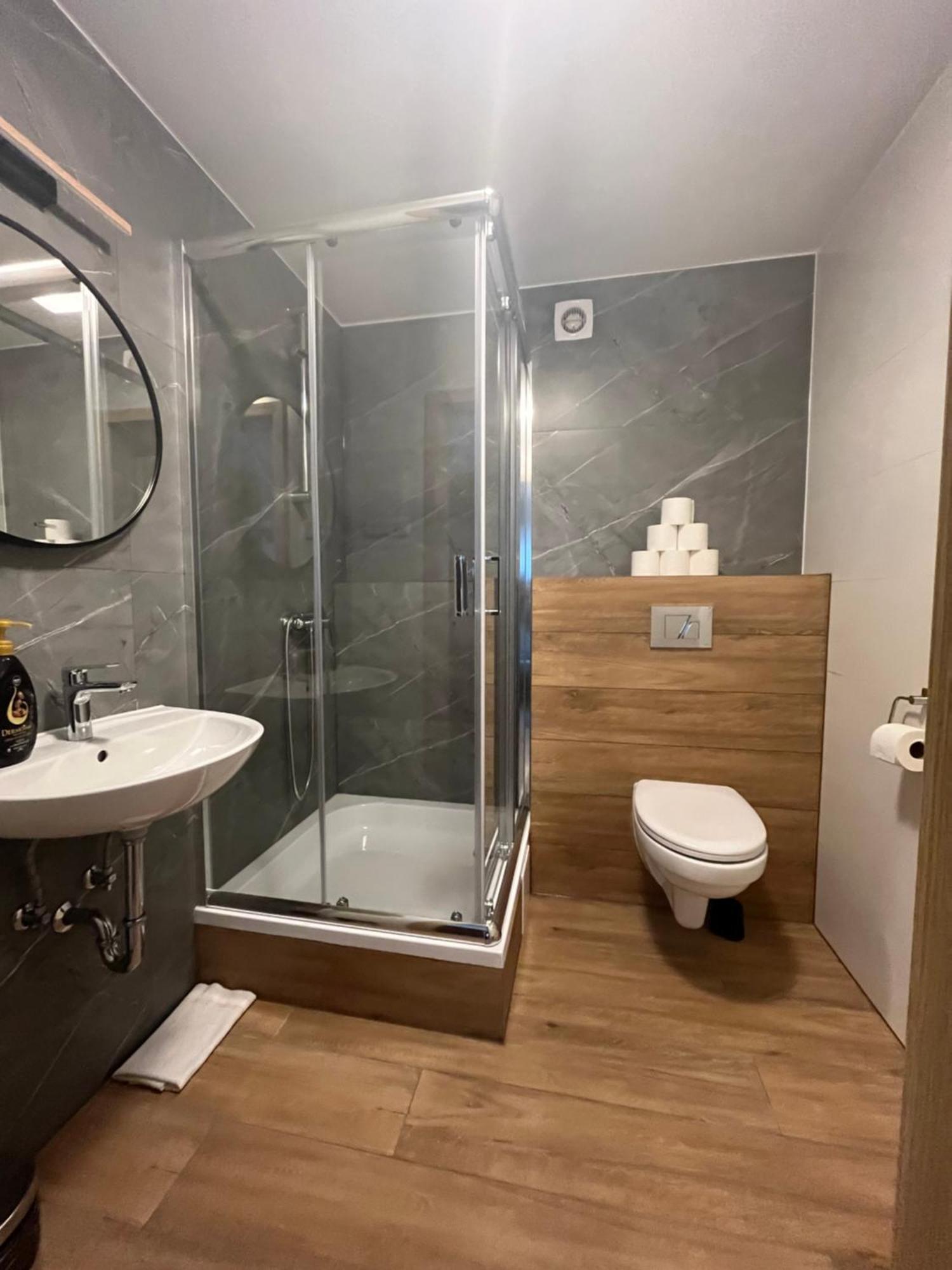 Dom Kolping Hostel Krakow Bagian luar foto