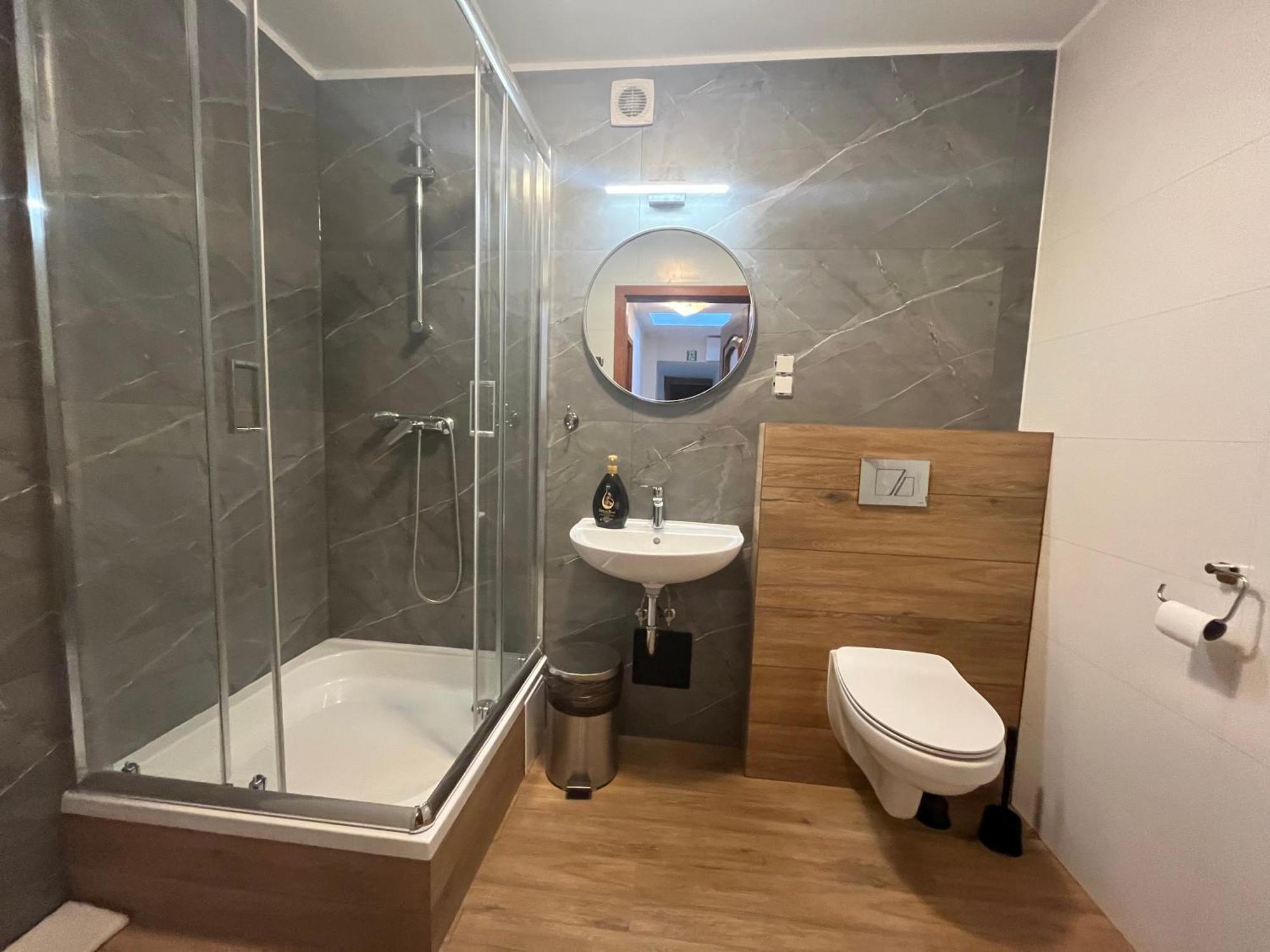 Dom Kolping Hostel Krakow Bagian luar foto